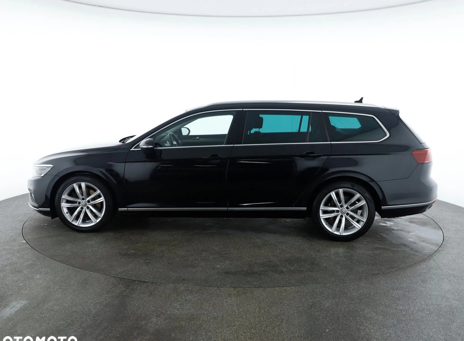 Volkswagen Passat cena 125800 przebieg: 131293, rok produkcji 2020 z Rybnik małe 781